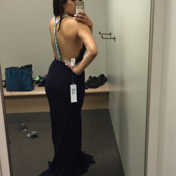 Stunning Backless JOVANI Gown - Picture 4 of 10